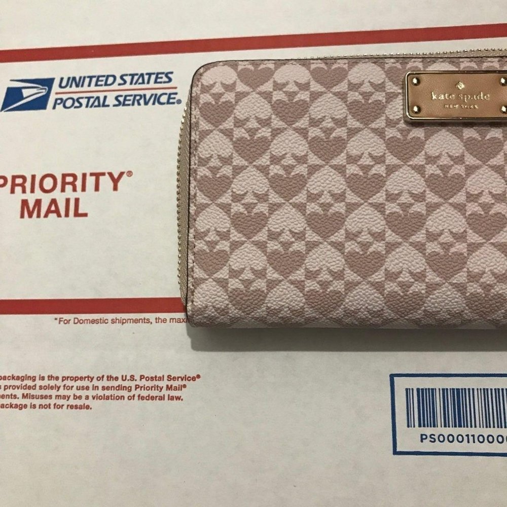 Kate Spade wallet - Picture 2 of 4